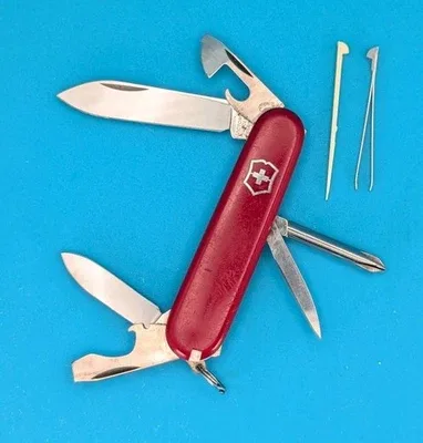 Victorinox Swiss Army 84mm Tinker Multi-Tool image 2